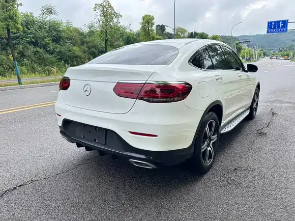 Mercedes-Benz GLC Coupe 2023, фото 8