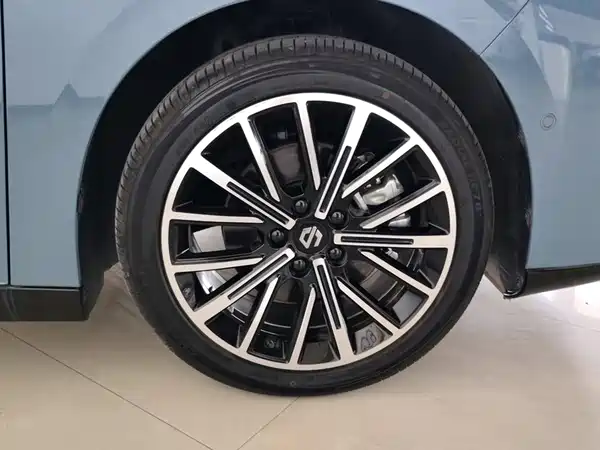 Leapmotor B01 2025, фото 6