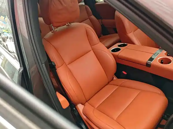 Li Auto L8 2023, фото 24