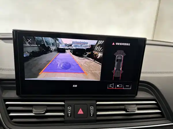Audi Q5L 2024, фото 18