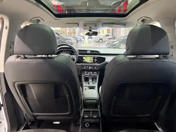 Audi Q3 2023, фото 20
