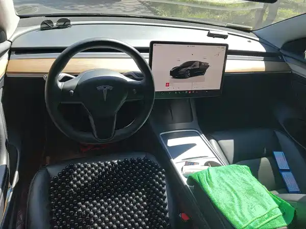 Tesla Model 3 2022, фото 11