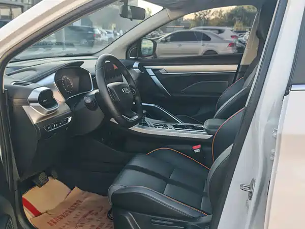 Geely Coolray 2023, фото 4