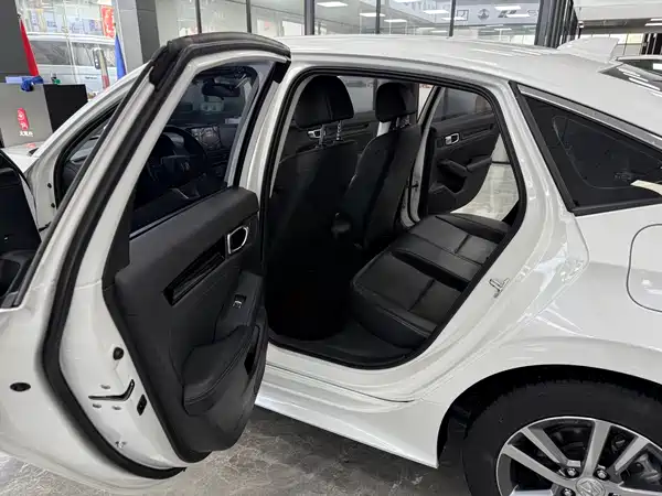Honda Civic 2022, фото 5