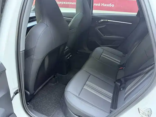 Audi A3 2023, фото 14