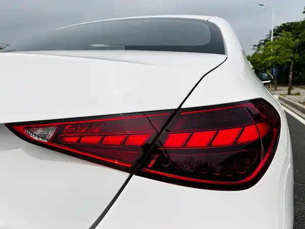 Mercedes-Benz C-Class 2024, фото 16