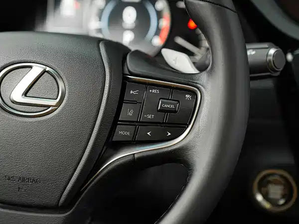 Lexus ES 2021, фото 22