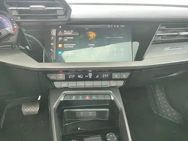 Audi A3 2021, фото 12