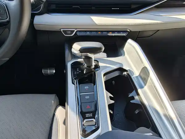 Geely Preface 2023, фото 14