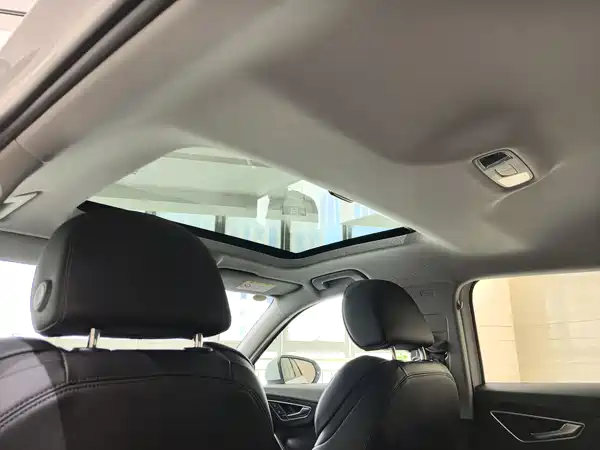 Audi Q2L 2022, фото 10