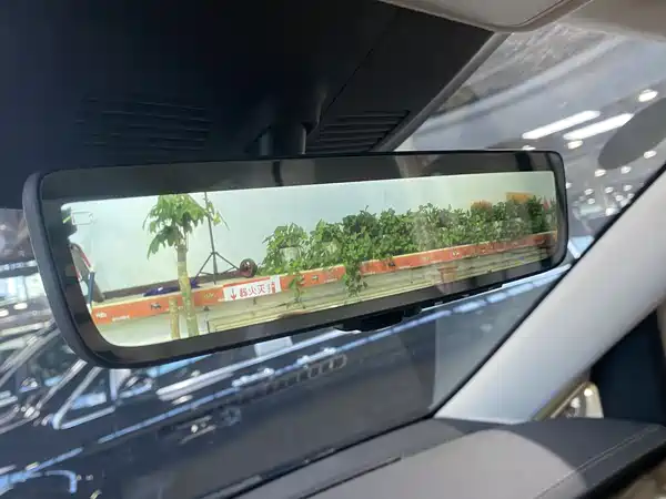 Mercedes-Benz V-Class 2022, фото 8
