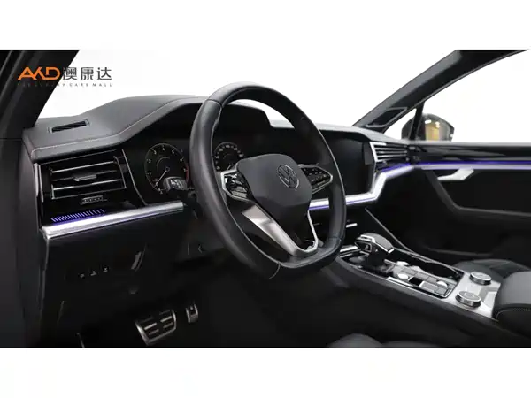 Volkswagen Touareg 2022, фото 6