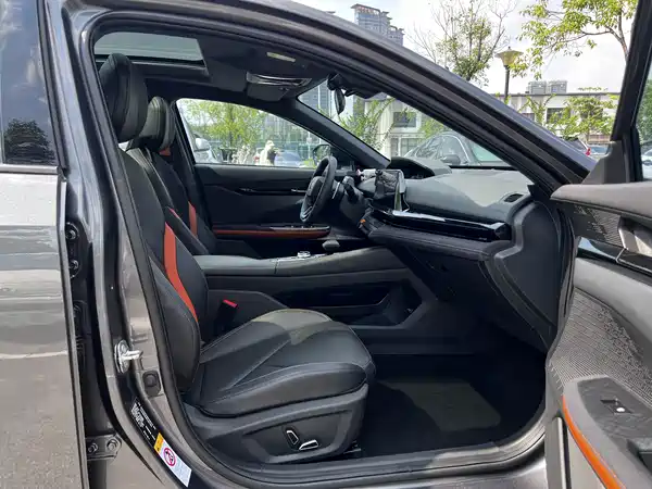 Changan UNI-V 2023, фото 6