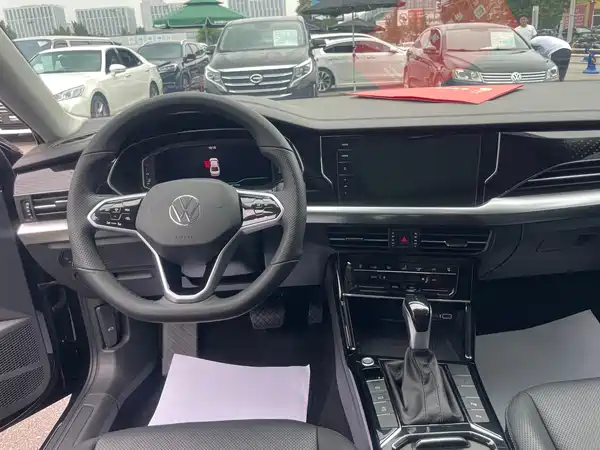 Volkswagen Passat 2022, фото 9