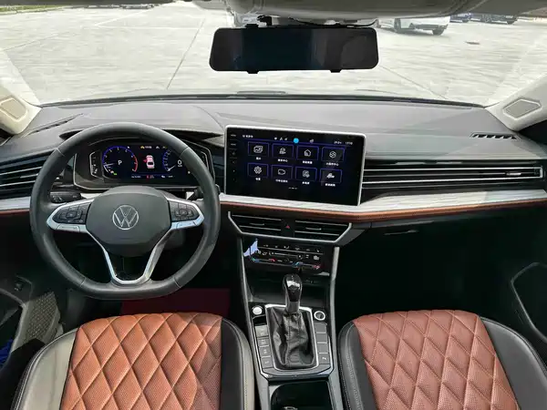 Volkswagen Sagitar 2023, фото 11