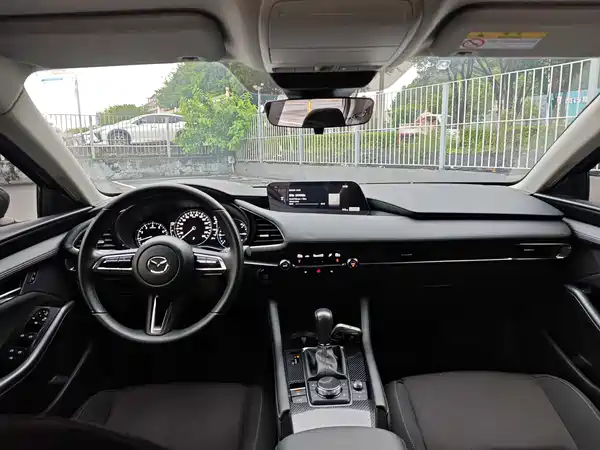 Mazda 3 2023, фото 7