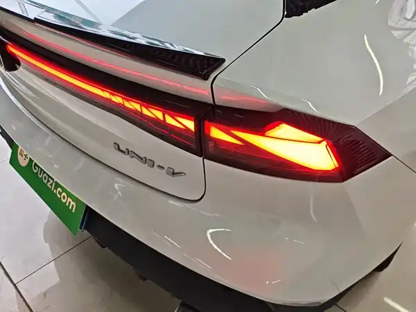 Changan UNI-V 2022, фото 8