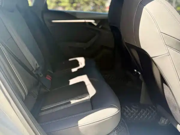 Audi A3 2023, фото 12