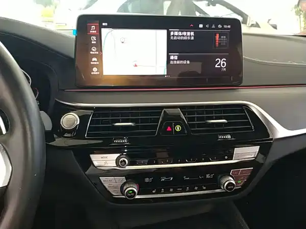 BMW 5 Series 2022, фото 12