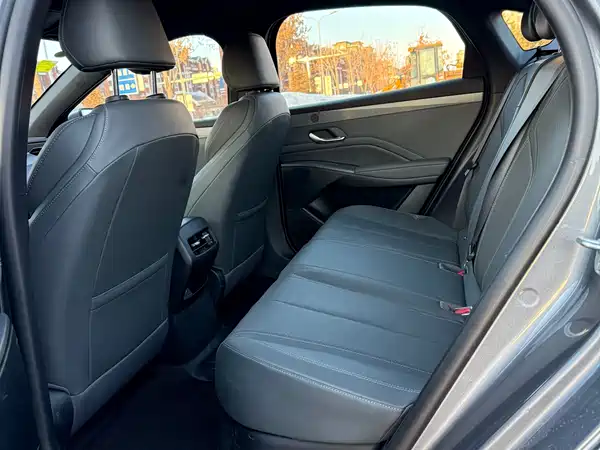BYD Qin PLUS 2025, фото 35