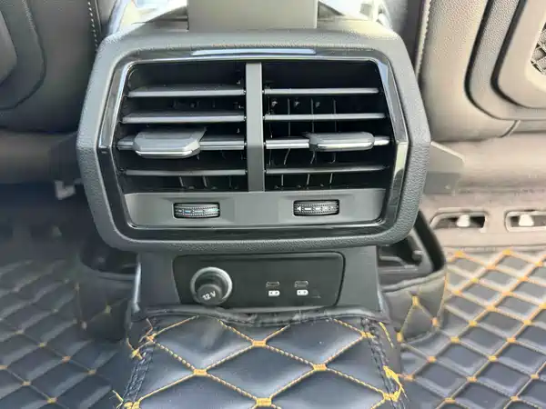 Audi Q3 2022, фото 14