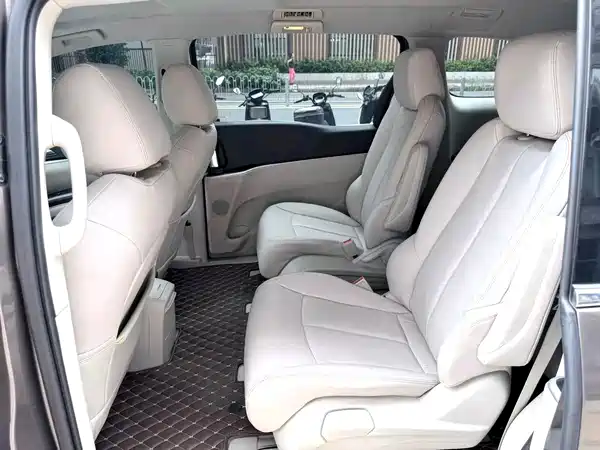 Buick GL8 2023, фото 6