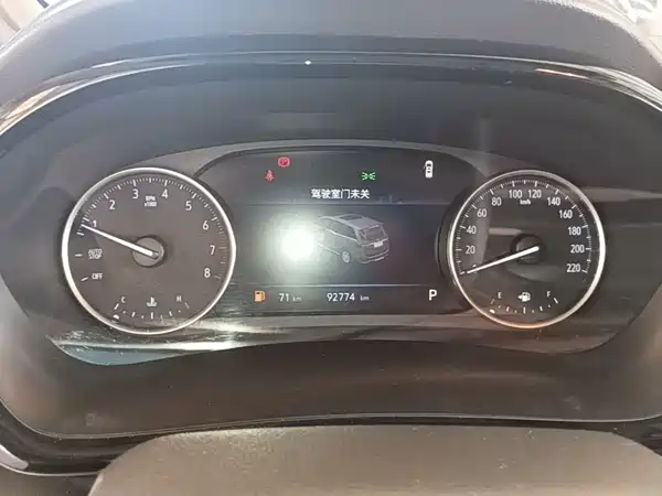 Buick GL8 2023, фото 7