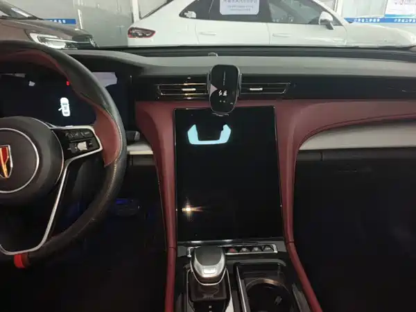 Hongqi H5 2024, фото 13