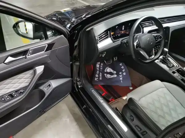 Volkswagen Magotan 2023, фото 15