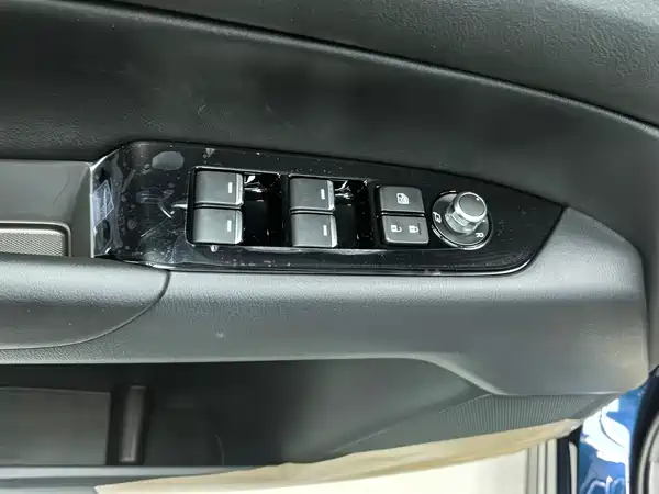 Mazda CX-5 2025, фото 11