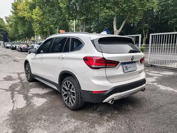 BMW X1 2022, фото 3