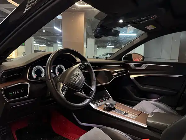Audi A6L 2023, фото 7
