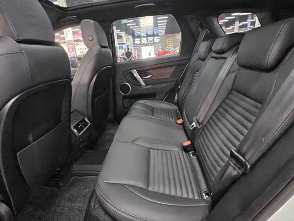 Land Rover Discovery Sport 2024, фото 8