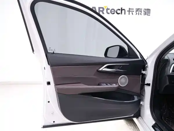 BMW 1 Series 2022, фото 23