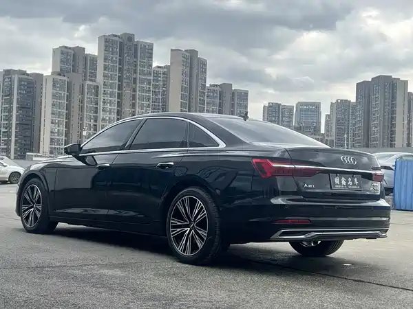 Audi A6L 2023, фото 17