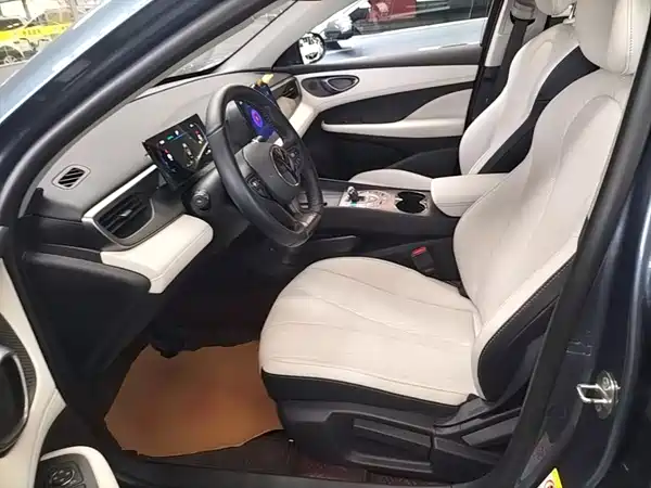 BYD Seal 05 DM-i 2025, фото 11