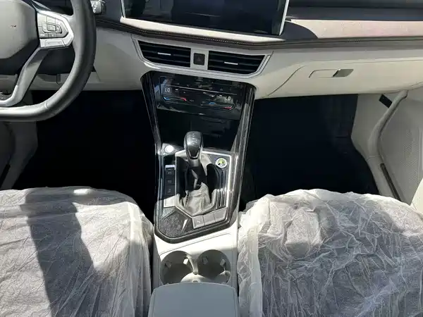 Volkswagen Tayron 2023, фото 17