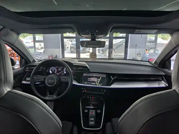 Audi A3 2023, фото 10