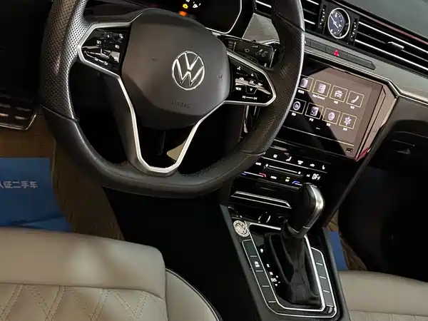 Volkswagen Magotan 2023, фото 22