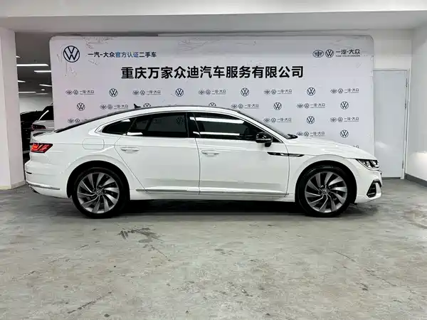 Volkswagen Passat CC 2023, фото 5