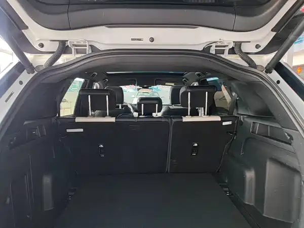 Land Rover Discovery Sport PHEV 2021, фото 18