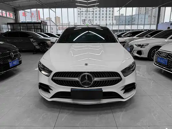 Mercedes-Benz A-Class 2022, фото 2