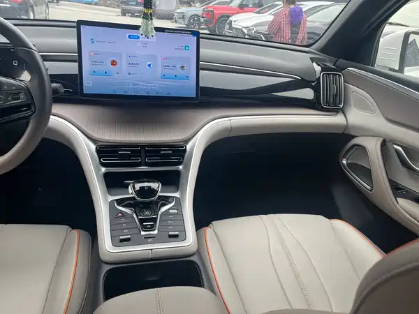 BYD Song Pro DM-i 2023, фото 7