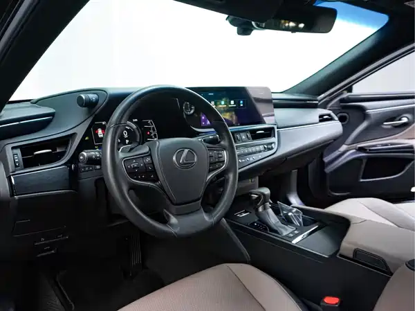 Lexus ES 2022, фото 9
