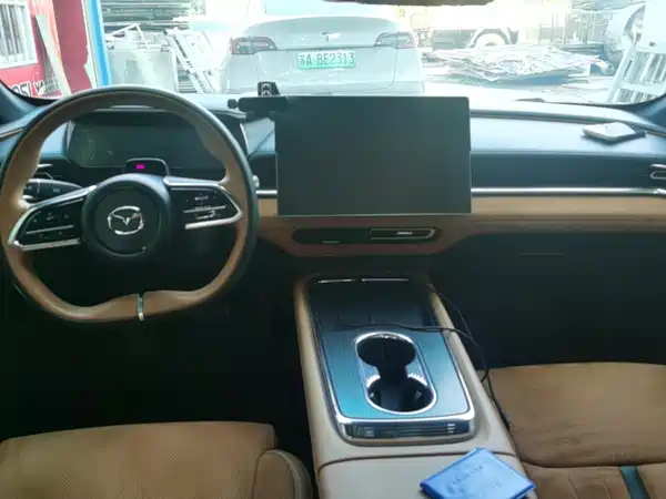 Mazda EZ-6 2024, фото 12