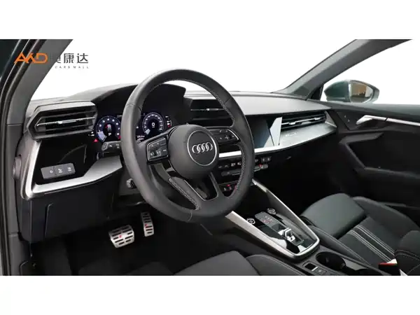 Audi A3 2024, фото 6