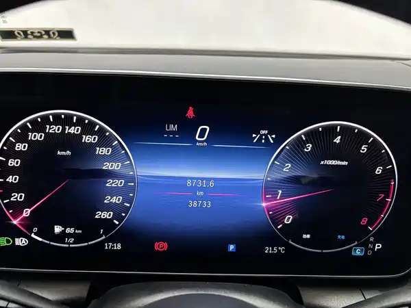 Mercedes-Benz GLC 2023, фото 17