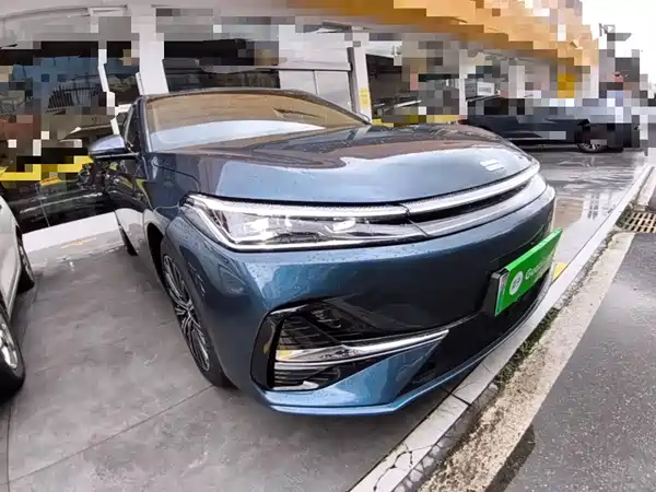 Geely Galaxy A7 2025, фото 4