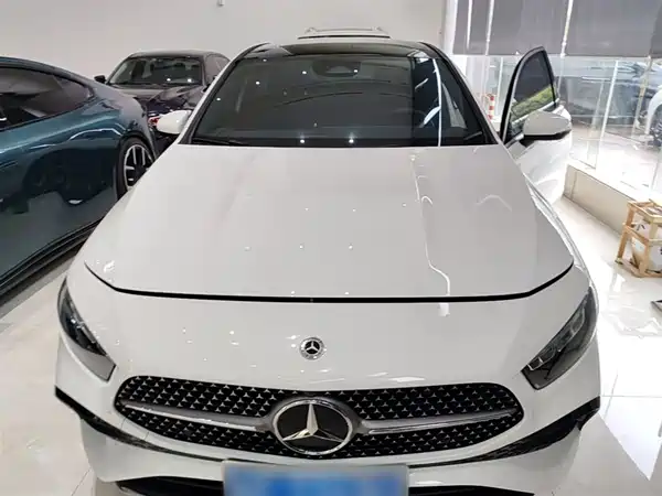 Mercedes-Benz A-Class 2023, фото 2