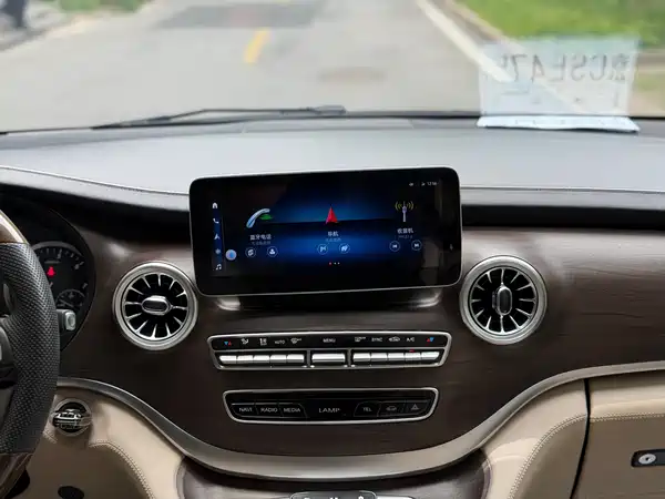 Mercedes-Benz Vito 2023, фото 19